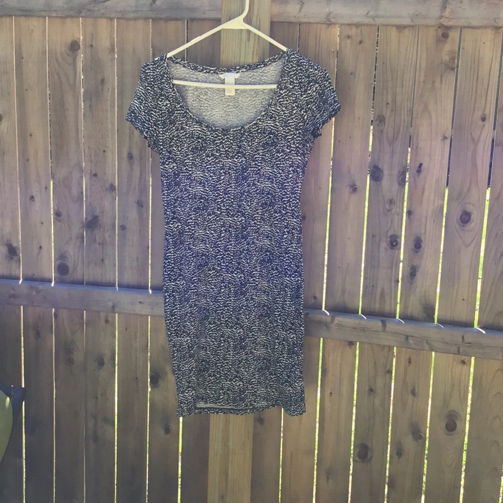 Black/white  body con. Dress
